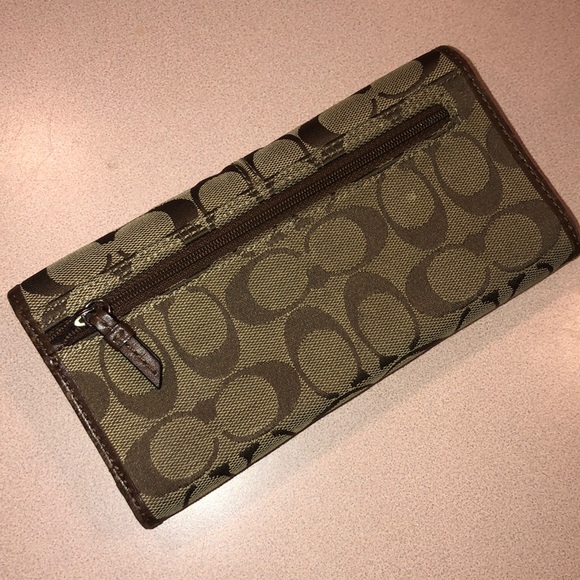 Coach brown signature logo leather wallet/clutch - Picture 4 of 6